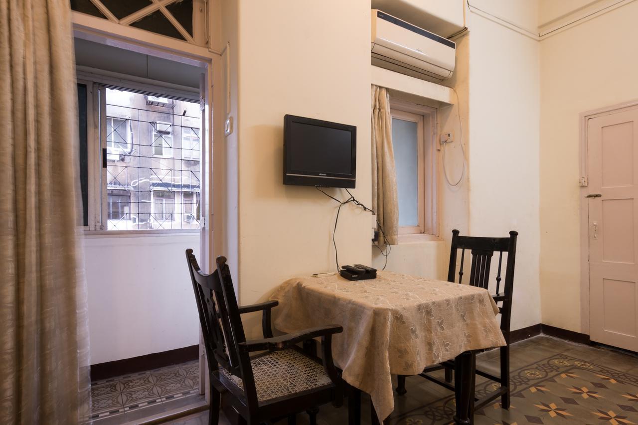 Bed And Breakfast At Colaba Mumbai Exterior photo