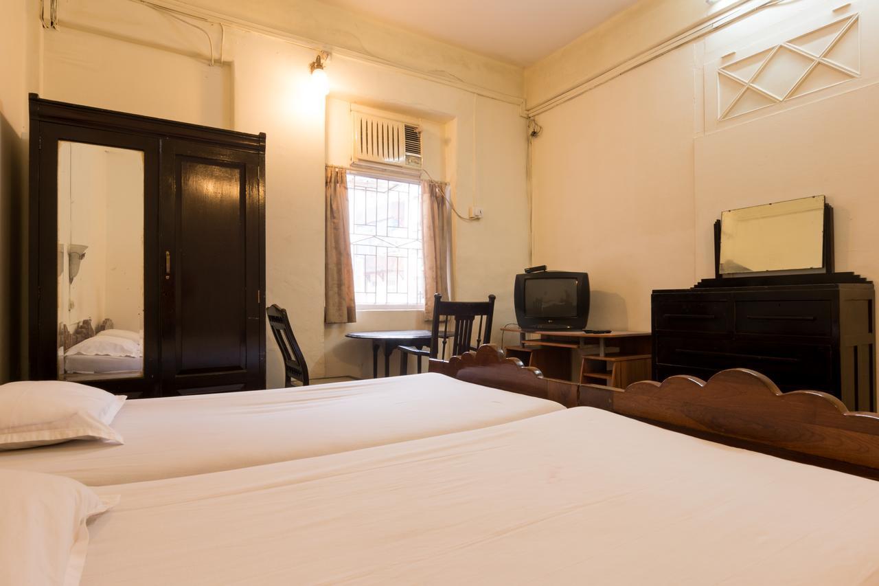 Bed And Breakfast At Colaba Mumbai Exterior photo